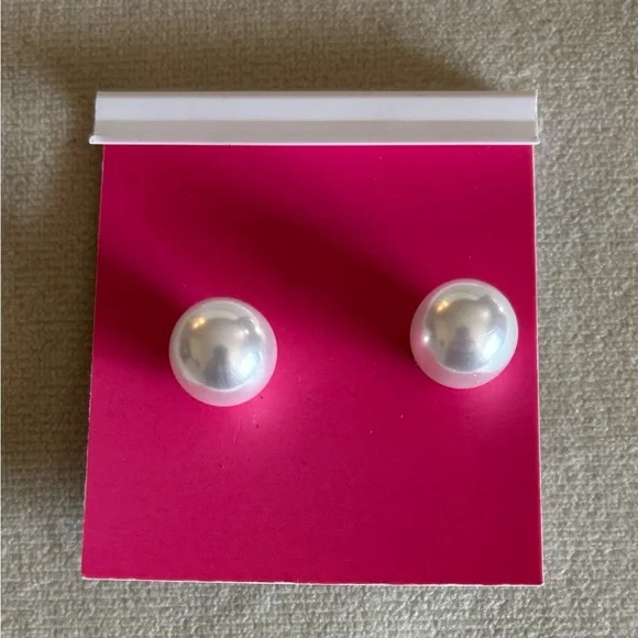 Kate Spade Butterfly Mother of Pearl Earrings with Faux Pearl Backing - NEW - Picture 2 of 3